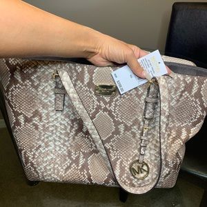 Michael kors tote new